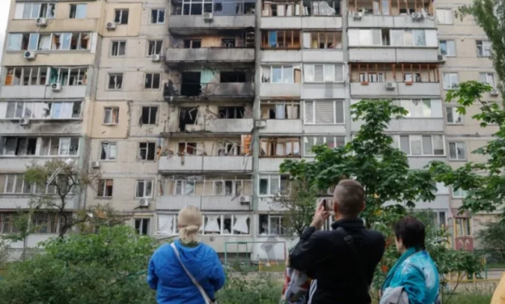 Sulmet ruse vrasin 13 persona në Ukrainë, plagosen dhjetëra të tjerë