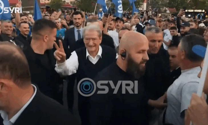 SYRI TV/ Takime në Fushë-Krujë e Kurbin, qytetarë rezervojnë pritje madhështore Berishës