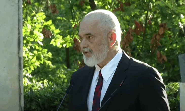 Takimi me kandidatët dhe 83 deputetët, Rama: Do bëjmë lëvizje në udhëheqjen e partisë dhe në qeveri