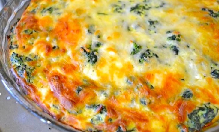Tavë Verore me Spinaq – Receta e Lehtë dhe e Shëndetshme
