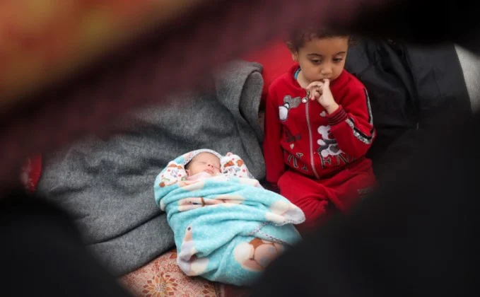 “Të dërgohen ndihma”/ OKB ngre alarmin për Gazën: 14 mijë foshnje mund të vdesin