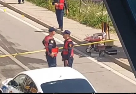 Të shtëna me armë zjarri në Laç, dyshohet për persona të plagosur (Video)