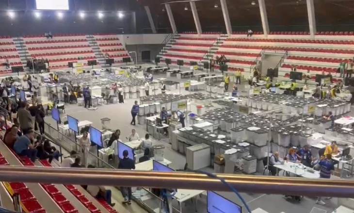 Tensionet nga zarfet e Diasporës, KQZ “përzë” vëzhguesit nga Parku Olimpik