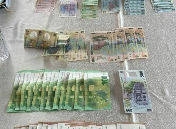 Tentoi të korruptonte me 500 euro policin kufitar, bie në prangat e policisë shqiptari në Rumani