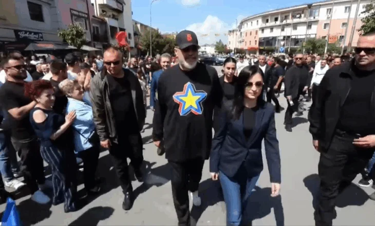 Thërrasin “Rama ik” në Fushë-Krujë, Kryeministri: O hudhër! E plase syrin e keq, vdeksha unë për ty