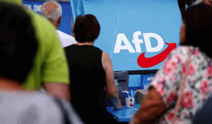 Thuajse gjysma e gjermanëve janë pro ndalimit të AfD-së