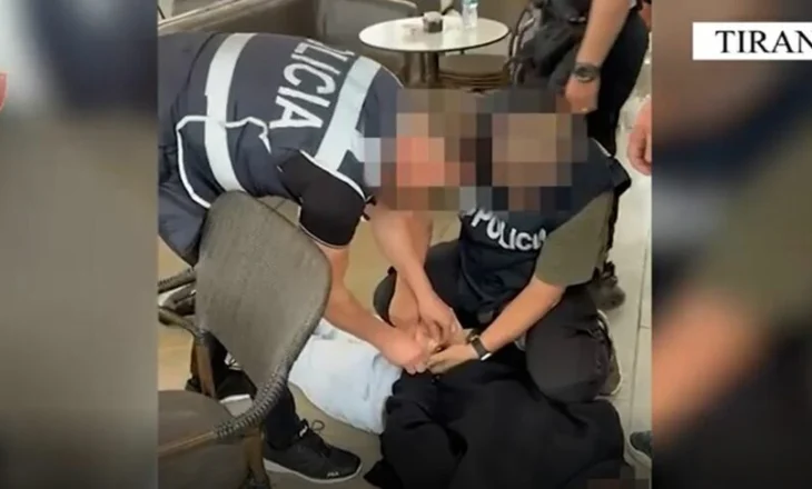 Trafik armësh nga Kosovë drejt Shqipërisë, arrestohen 10 persona! Sekuestrohet një arsenal i tërë