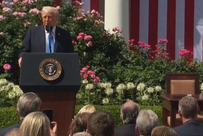 Trump: Putin admiron gruan time / Detaje nga telefonata me kreun e Kremlinit