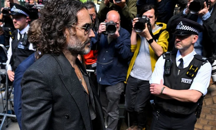 U akuzua për abuzim seksual dhe sjellje të pahijshme ndaj katër grave, shpallet i pafajshëm Russell Brand