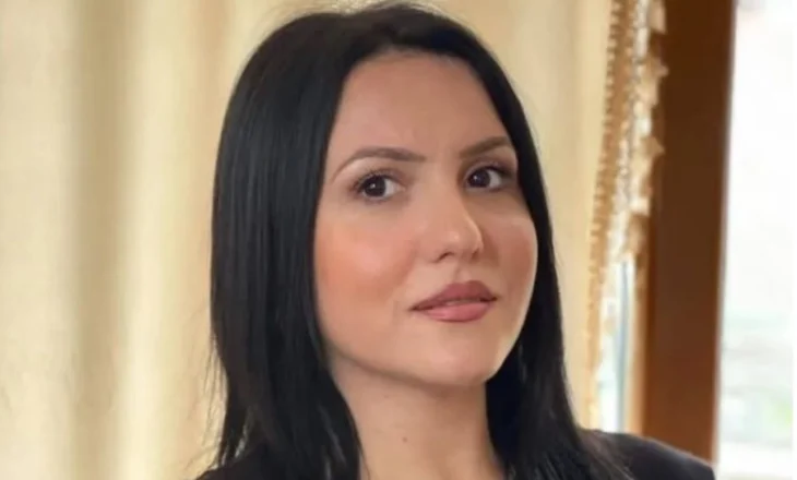 U përfol për skandal seksual me Tërmet Peçin në makinë, reagon aktivistja e PS: Ishte situatë pune, ja e vërteta