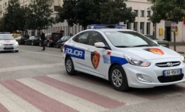 Ushtroi dhunë ndaj vëllait të tij dhe tentoi t’i djegë automjetin, arrestohet 40-vjeçari në Durrës