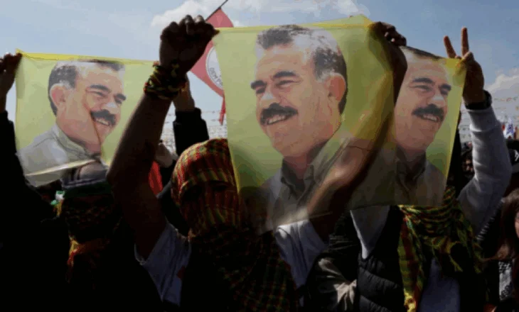 Vendim historik nga militantët kurdë: PKK i jep fund konfliktit 50-vjeçar me Turqinë, vendos të shpërbëhet