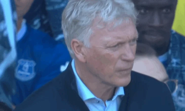 Vendimi i çuditshëm i trajnerit të Evertonit, hedh në fushë të gjithë sulmuesit, lë jashtë Armando Brojën 