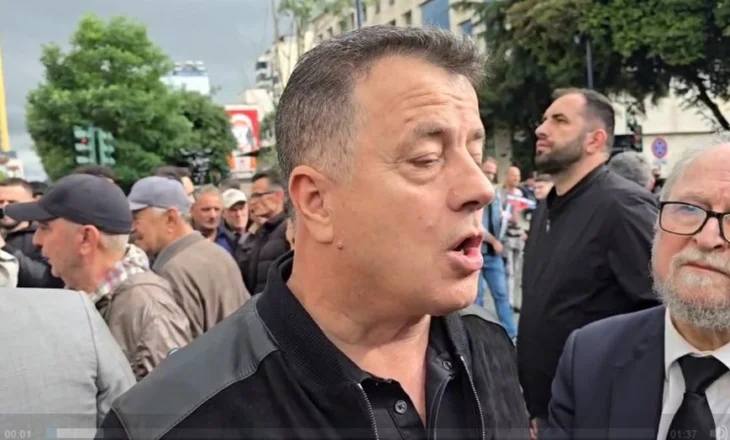 VIDEO/”Do të mbajmë përgjegjësi kur…”, Noka lëshon gojën me gazetarët: Media vari ka**n