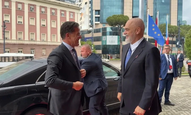VIDEO/ Kryeministri Rama pret sekretarin e NATO-s: Diskutuam mbi forcimin e mëtejshëm të rolit të Shqipërisë në Aleancë