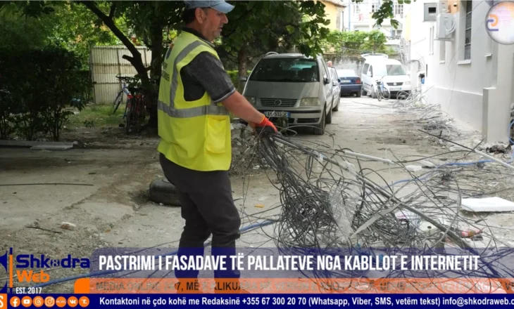 VIDEO – Pastrimi i fasadave të pallateve nga kabllot e internetit vijon, edhe pas 11 muajve ka akoma punë