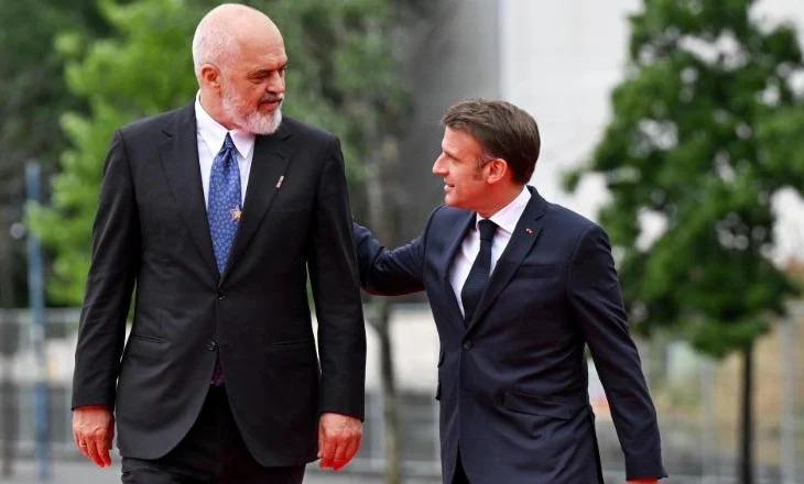 VIDEO / Rama pret Macron në Kryeministri, pritet të firmosen disa marrëveshje, merr pjesë edhe në Forumin Ekonomik