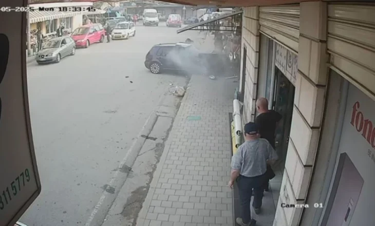 VIDEO/ Shoferi me shpejtësi ‘skëterrë’, merr para efektivin, pamjet e rënda nga aksidenti në Peshkopi