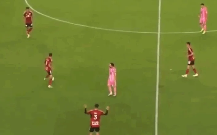 VIDEO/ Vazhdon të luajë edhe 37-vjeç? Lionel Messi e ka lënë me kohë futbollin, shihni se çfarë bën në MLS 