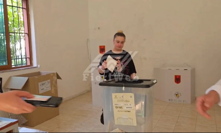 Vijon normalisht procesi i votimit në Roskovec – Hapja në kohë e 39 Qendrave të Votimit