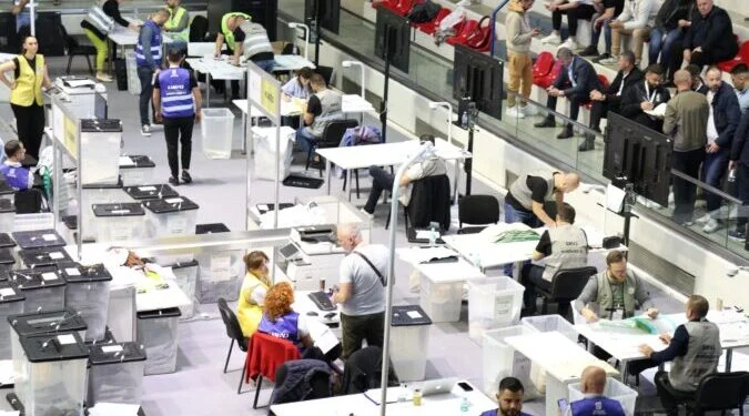 Vijon numërimi i votave të diasporës! Xhaçka kryeson lehtë ndaj Gjylametit, Jorida Tabaku merr mbi 20 mijë vota