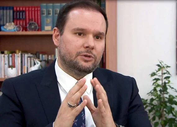 Vijon numërimi në Berat, kandidati i PS: U përqendruam në ndërtimin e një marrëdhënieje të drejtpërdrejtë me qytetarët
