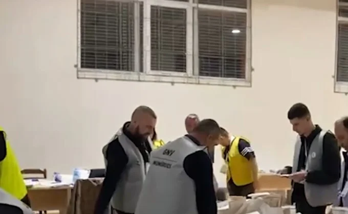 Vijon pa ndërprerje numërimi në Kukës, në avantazh Partia Demokratike