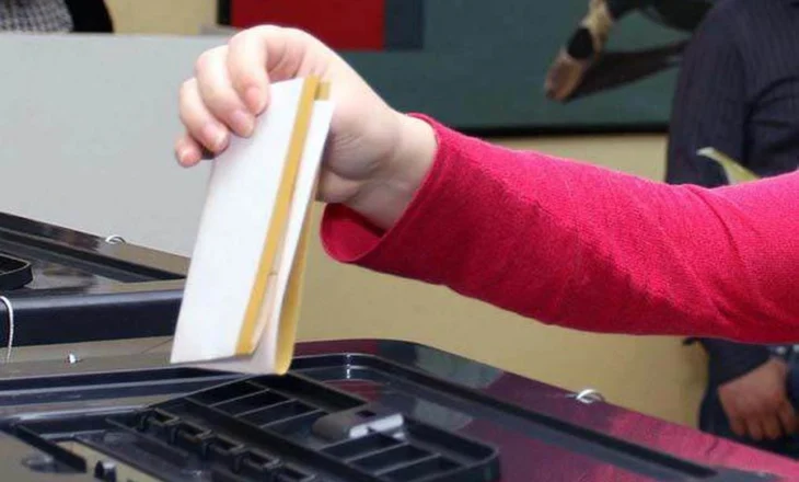 Vora votoi elektronikisht/ Numërohet kutia e parë, PS fiton ndjeshëm