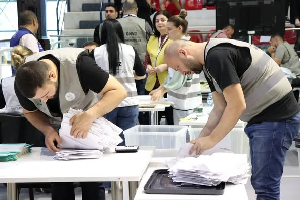 Votat e Greqisë,përfundon procesi i numërimit për subjektet zgjedhore në katër qarqe