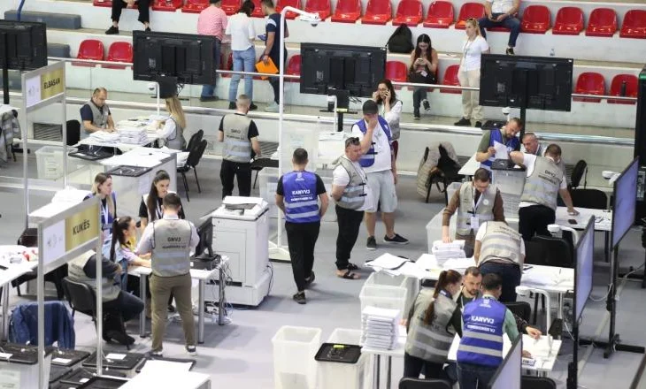 Votimi nga jashtë/ Mbyllet numërimi për partitë në 6 qarqe, priten 5 të tjera