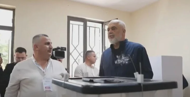 Voton kryeministri Edi Rama