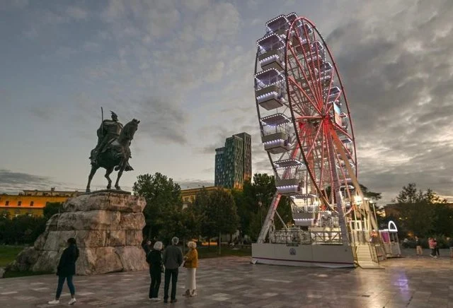 “Washington Post”: Turistët amerikanë zgjedhin Shqipërinë midis vendeve evropiane për pushimet verore