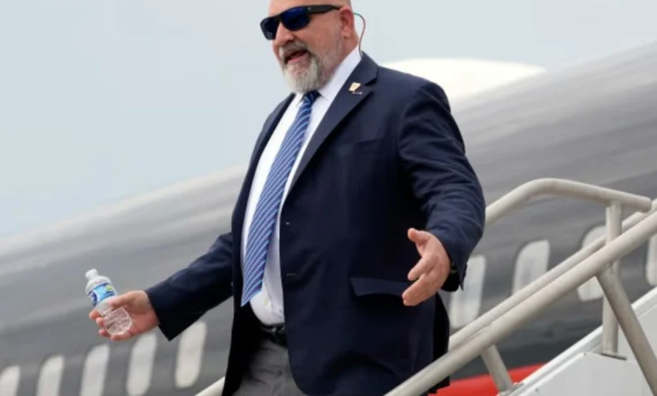 WSJ: Ta bëjmë Shqipërinë përsëri madhështore; akti i radhës i menaxherit të fushatës Trump, Chris LaCivita