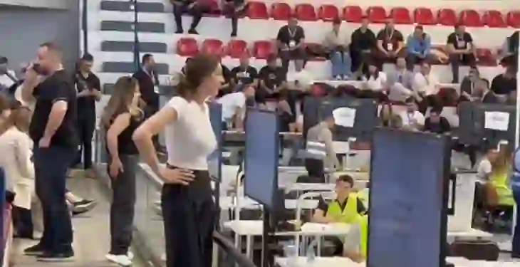Zegjine Çaushi ndjek numërimin në Parkun Olimpik/ Në avantazh me 190 vota përballë rivales brenda PS