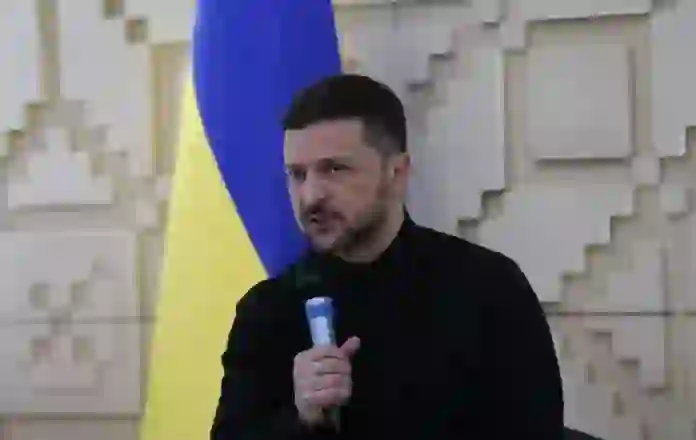 Zelensky: Heshtja e Amerikës e inkurajon Putinin