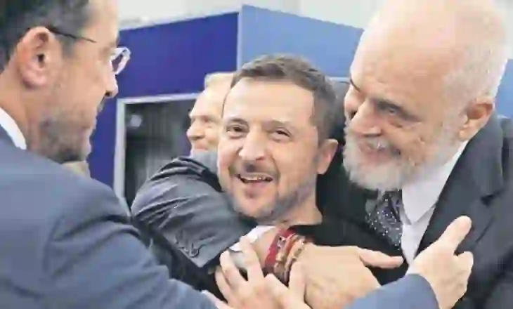 Zelensky telefonon Ramën, kryeministri konfirmon pjesëmarrjen në samitin e radhës