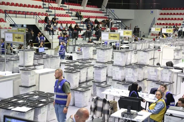 Zgjedhjet 2025/ Ja qarqet ku vota e Diasporës mund të përcaktojë mandatet e fundit