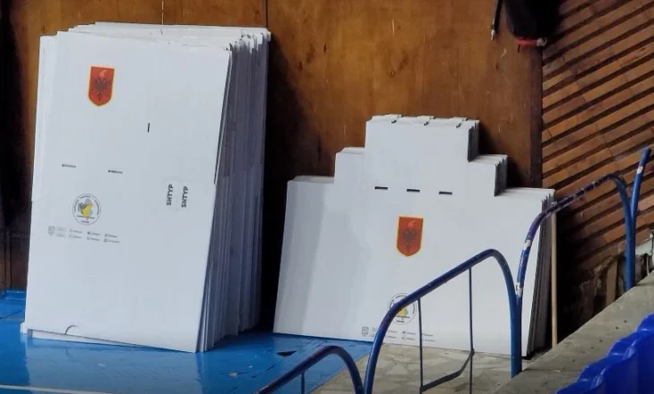 Zgjedhjet Parlamentare të 11 Majit/ Nis shpërndarja e materialeve zgjedhore