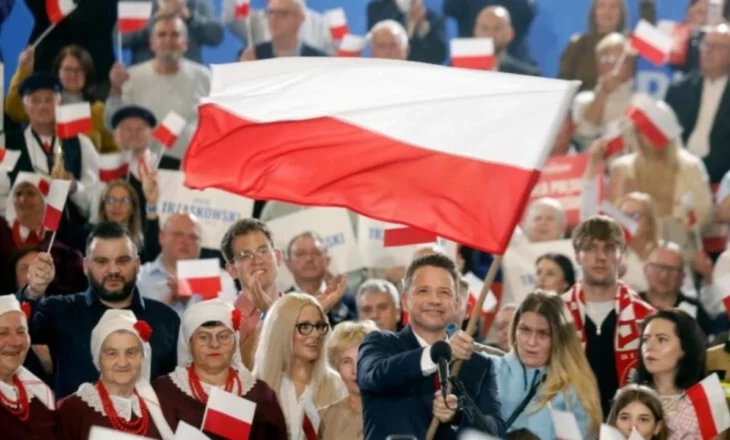 Zgjedhjet presidenciale në Poloni/ Projeksionet e para, Rafał Trzaskowski fiton në raundin e parë