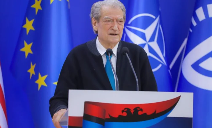 Zien PD, shtohen zërat kundër Sali Berishës pas disfatës së 11 majit, demokratët dhe aletatët kërkojnë largimin e…