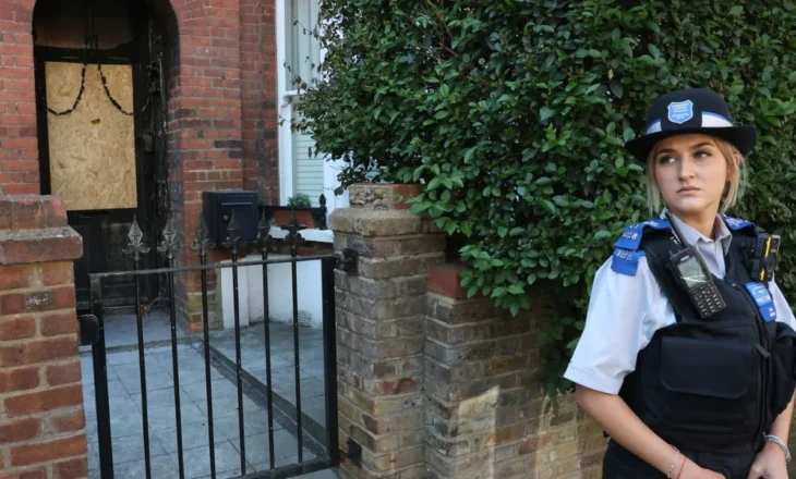 Zjarri në shtëpinë e kryeministrit të Britanisë së Madhe, arrestohet një tjetër i dyshuar