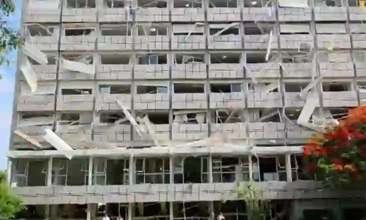16 të plagosur në Tel Aviv nga sulmi iranian, banorët: Në 08:15 hymë në dhomat e sigurisë, më pas…