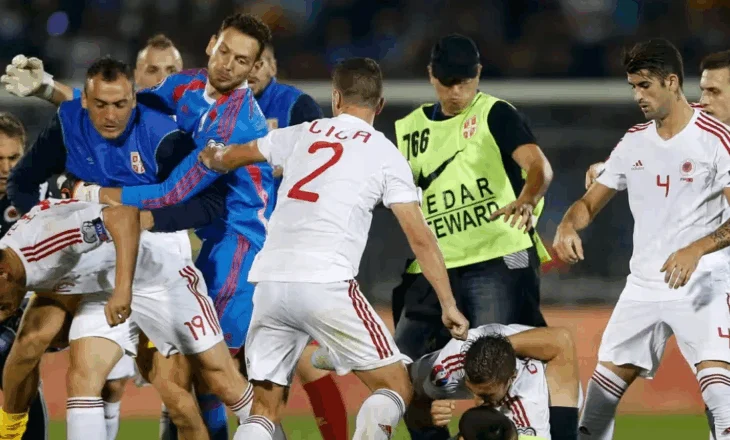 2 mijë efektivë dhe 500 civilë mes tifozëve në stadium, The Guardian: Morina është ”zhdukur”