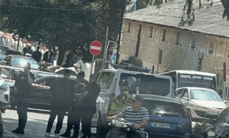 21 vjeçari plagoset me thikë në mes të qytetit: Kam qenë i dehur! Autori në kërkim