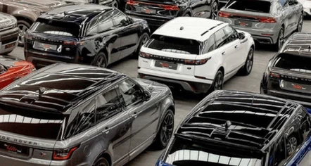 400 makina luksi në 2 vjet dhe 33 milionë euro të padeklaruara, eksperti: Ku i gjejnë paratë? Shteti të ndërhyjë