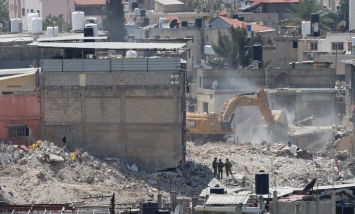 62 të vrarë në Gaza nga sulmet izraelite, përfshirë civilë që prisnin ndihmat humanitare