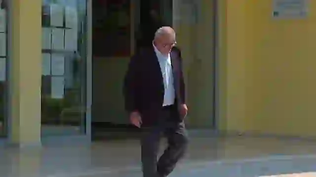 74-vjeçari realizon ëndrrën! Merr diplomën e maturës pas rezultatit të provimit të gjuhës së huaj, ja çfarë note mori në tentativën e tij të dytë