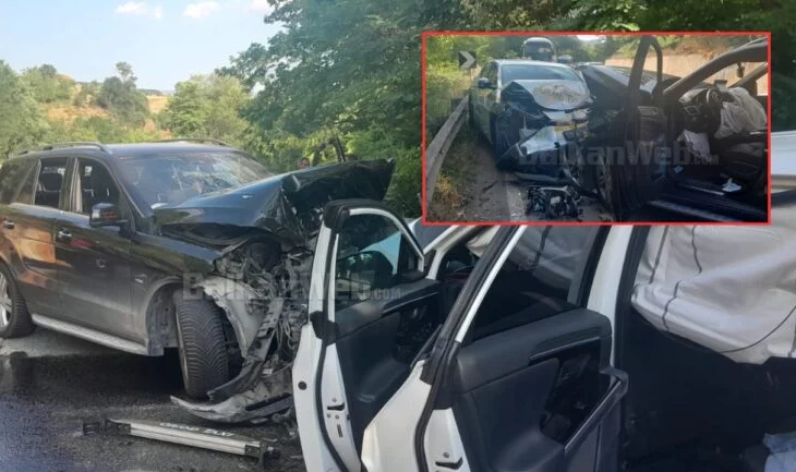 Aksident i rëndë në Prrenjas/ Makinat përplasen “kokë më kokë”, tre të plagosur, një në gjendje kritike
