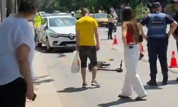 Aksidentoi tre të miturit me monopatinë në Tiranë, lihet në arrest shtëpie shoferi