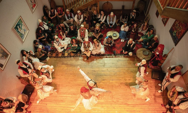 “Albanian Night”, biznesi që promovon trashëgiminë kulturore